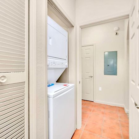 Modern 2Br Condo - Hot Tub And Pool - Near Disney Orlando Exterior photo