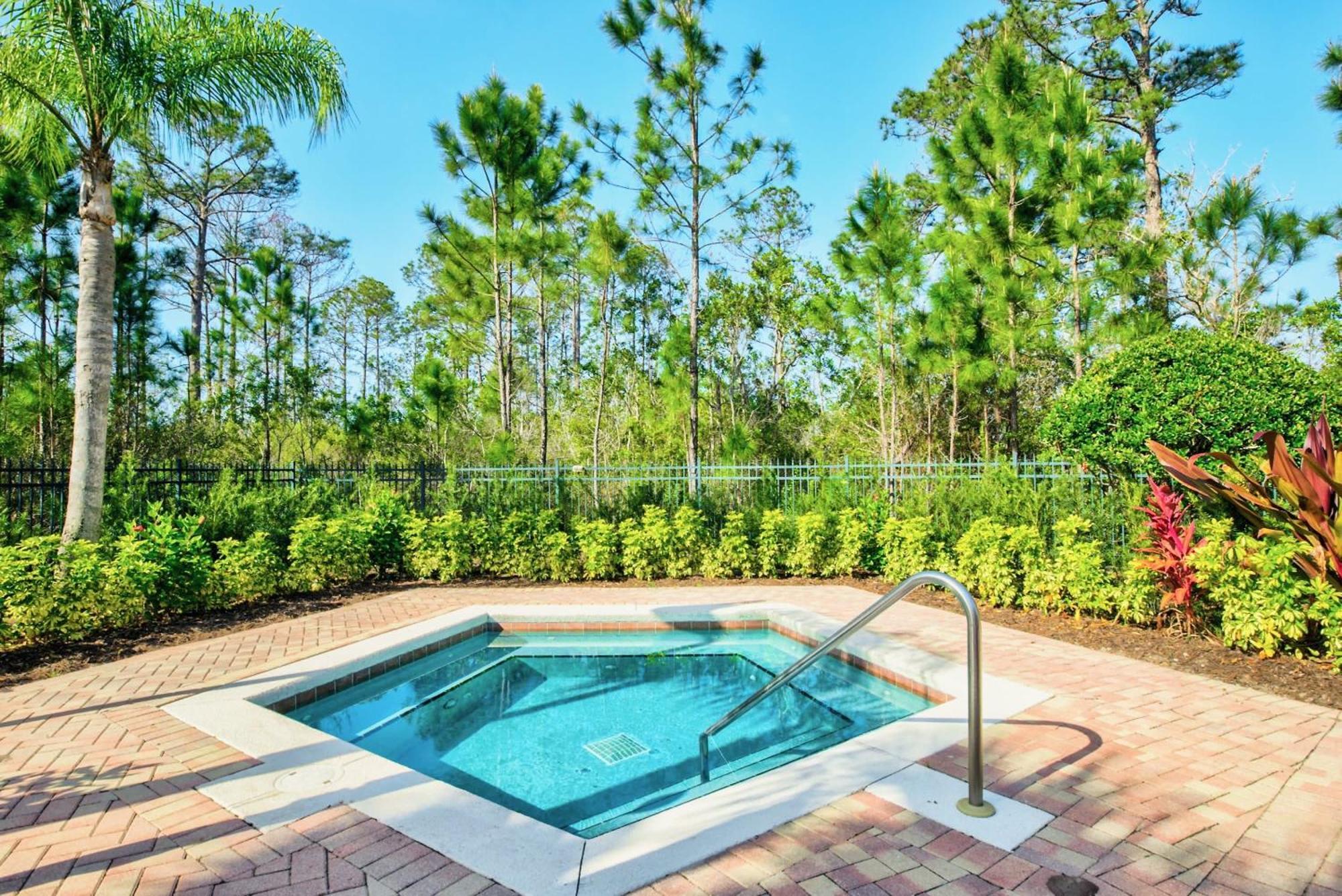 Modern 2Br Condo - Hot Tub And Pool - Near Disney Orlando Exterior photo