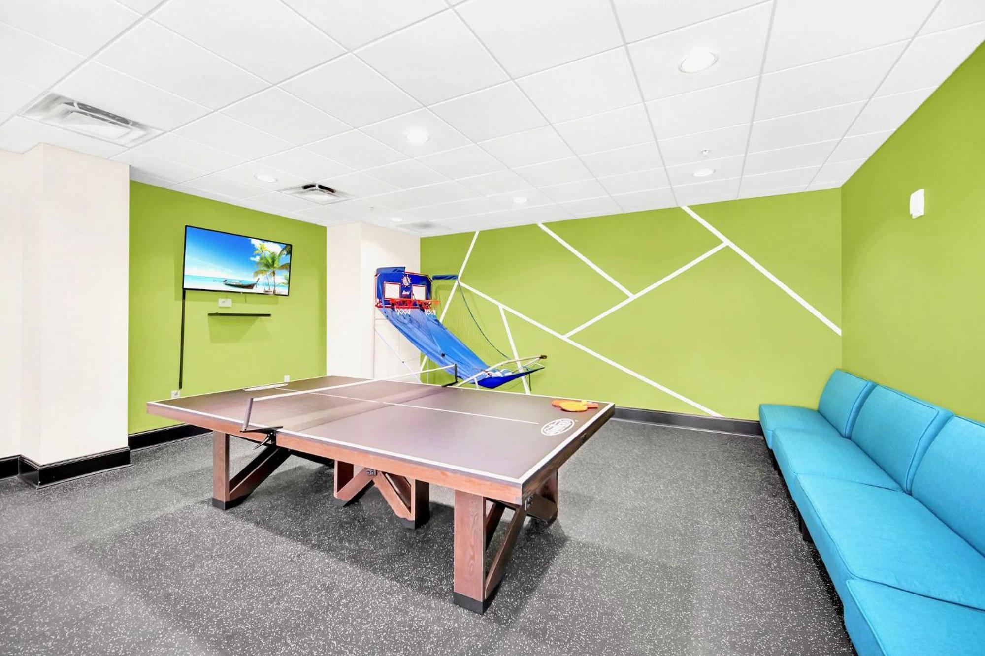 Modern 2Br Condo - Hot Tub And Pool - Near Disney Orlando Exterior photo