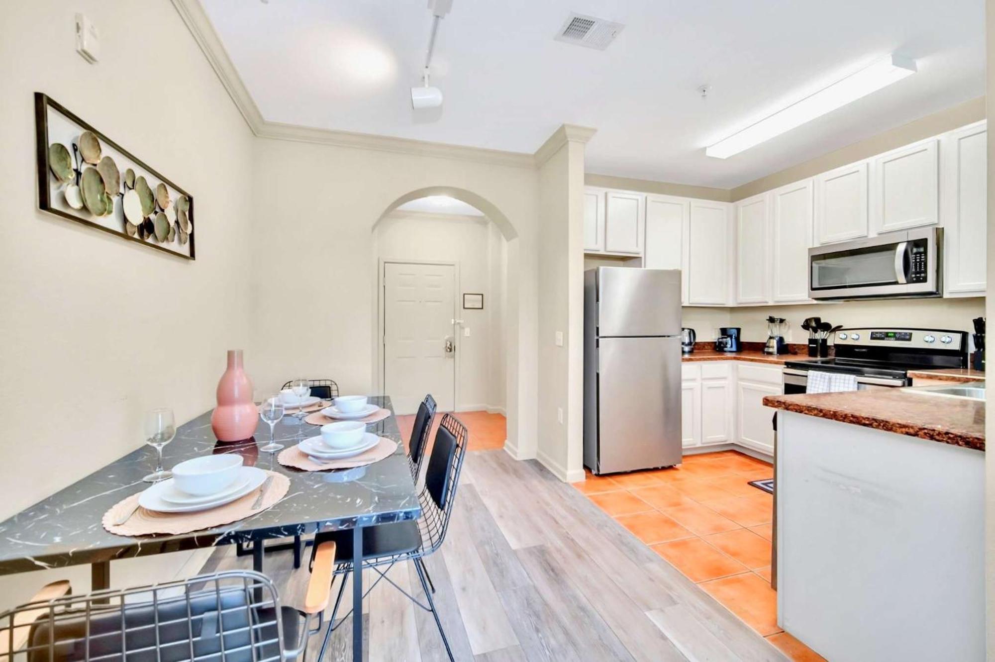 Modern 2Br Condo - Hot Tub And Pool - Near Disney Orlando Exterior photo