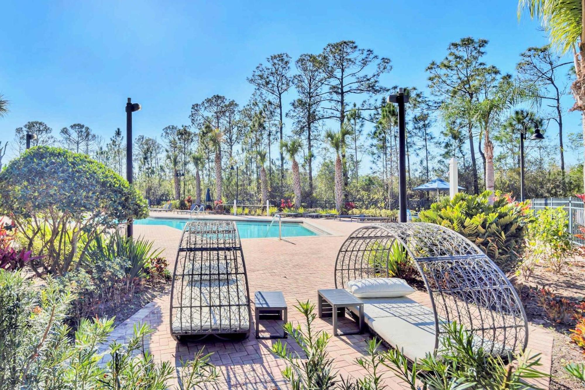 Modern 2Br Condo - Hot Tub And Pool - Near Disney Orlando Exterior photo